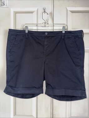 Torrid Black Stretch Twill Cuffed Shorts